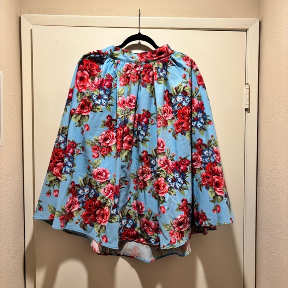 M Vintage Blue & Red Roses Swing Skirt - Vixen by Micheline Pitt EUC LIKE NEW - Picture 2 of 4